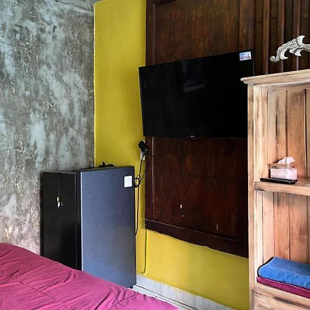 Twospaces Living At Wave And Chill House, Canggu Exteriér fotografie